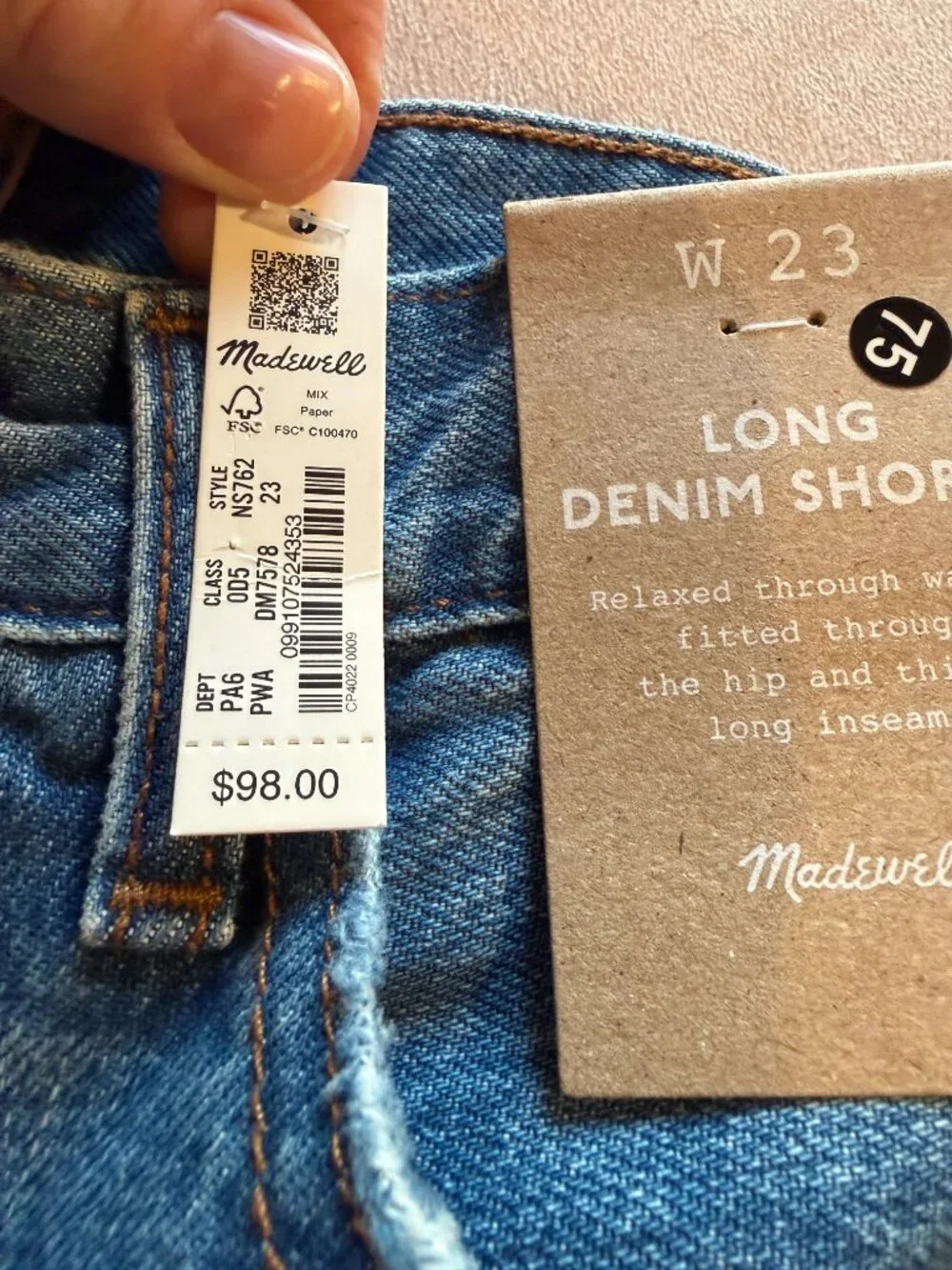 Madewell Long Denim Shorts in Pedersen Wash • size 23 • NWT• Pedersen Wash